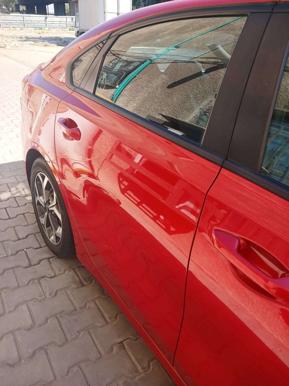 السلام عليكم كيا فورتي ٢٠١٩ ماشيه ٨٢ باسمي سنويه جديده وهزه جديده حادثه موجود بالمنشور السعر ١٣٨ الاتصال ***********
