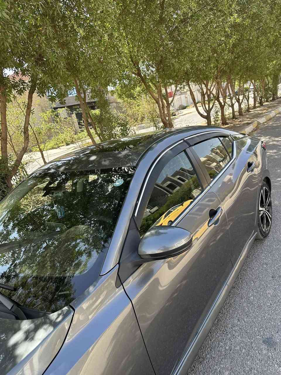 سنترا 2022
كامله مابيه اي نقص 
ضربتها بسيطه بالبونيد 
SR 
للاستفسار اكثر 
***********
