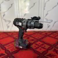 دريل عاطل • B3