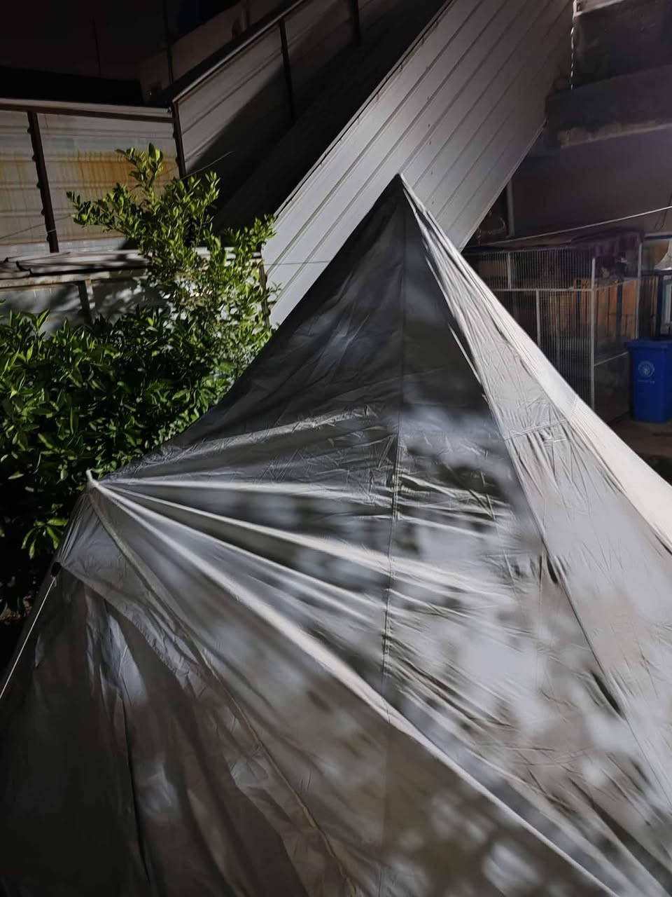 خيمه هرميه قطرها ٤ متر وارتفاع ٢٢٠ سم


**إذا كنت صاحب هذا الإعلان وتريد حذفه لأي سبب، رجاءا أرسل رسالة إلى الدعم الفني**