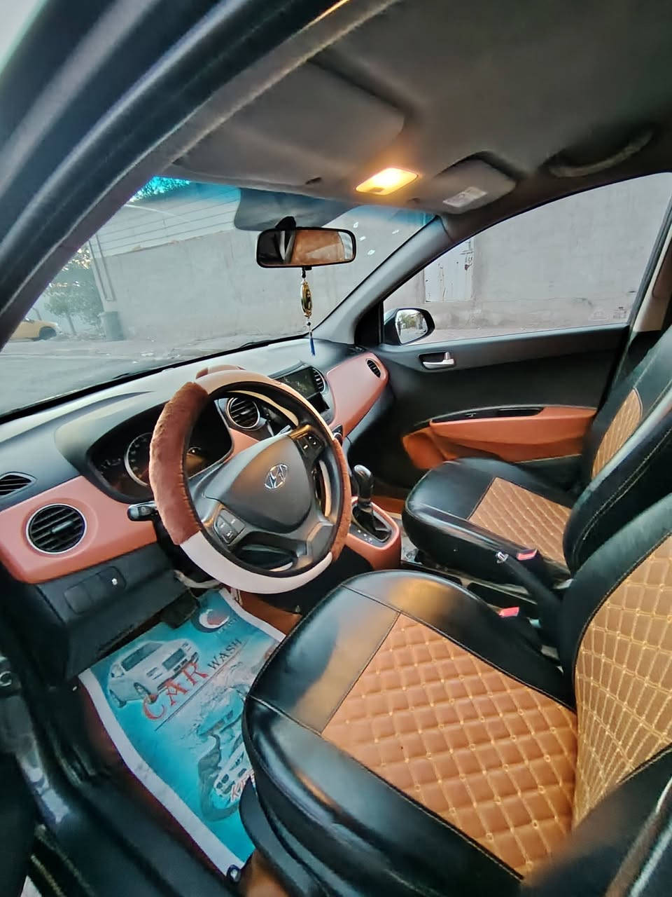 البيع i10 موديل 2020نضيفه كلش مال بيت مكفوله من ضربه والصبغ مري شفط شاشه وكامره خلفيه دوشمه جديده السعر ٩٧ وبيه مجال عنوان بغداد الشعله رقم ***********
