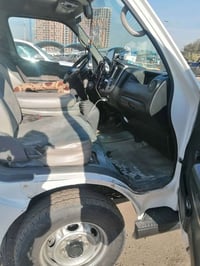 نيسان 2010 للبيع بيه صبغ صفحة طويلة وباقي مكفول السعر 120 وبيه مجال فق...