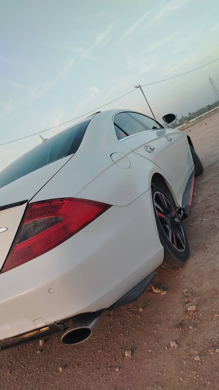 السلام عليكم للبيع او مراوس
مارسدس  بنز CLS350 وارد خليجي تبريد ثلج  ترايك  للبصره شرط ٢٤٠    محرك  ابو عقل مرغوب  قتصاديه كلش 

ثلاجه  كشنات خلفيه منفصل vip   تبريد خلفي امامي داخلي  عسلي    سياره جاهزه مالت طريق   قرار ١٠٢    باقي  بس كمرك  مسقط  الها  رقم سعر ٨٠$ مكاني  ديوانيه ***********
