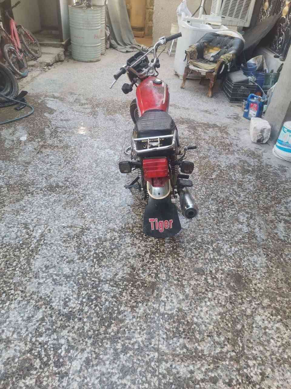 دراجه يراني نامه خمسه كير موديل2020 مكينه ناعمه لاتبخير ولاتنقيص لانضوح شلعه تخبل دبلات شغاله امامي خلفي كهربائيات كامله نقص باتري مكان بغداد البياع سعر 280بيه مجال رقمي ***********
