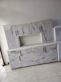 أثاث منزلي • جديد ومستخدم • معرض ومزاد الأصدقاء