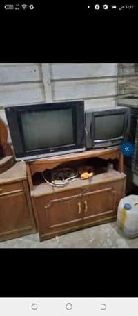 تلفزيون شغال ١٥ الف دفايه زيتيه ٤٥ الف اتصال او واتساب ٠٧٧٠٥٥٨٧٧٤٥