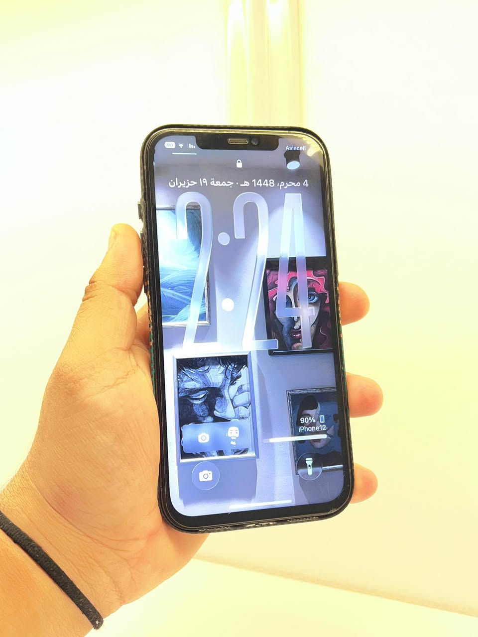 آيفون 12 بوره ماكس شاشه تجاري بطاريه 100  تجاري فيس إيدي وكف  جهاز حلو نضيف 164كيكه سعره 230الف و بيها مجال لل طيبين ***********
