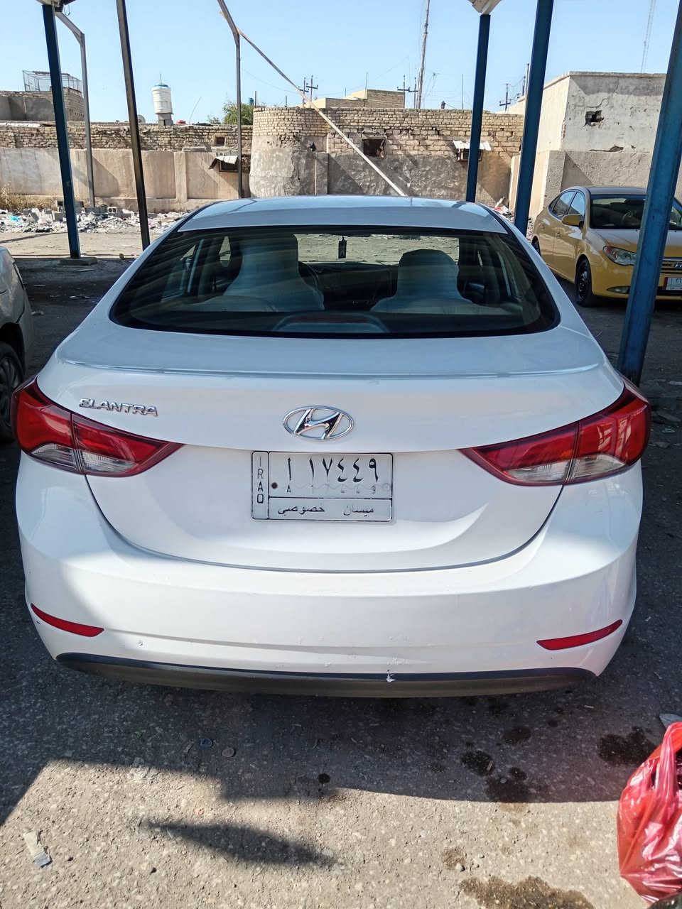 حياكم الله
النترا خليجي موديل 2015فول مواصفات عدى 
البصمه سيارة حلوة ونضيفه ب 110وبيها مجال 
والي يحول بيها تخفضات 
سيارة احلى من الصورة
***********
