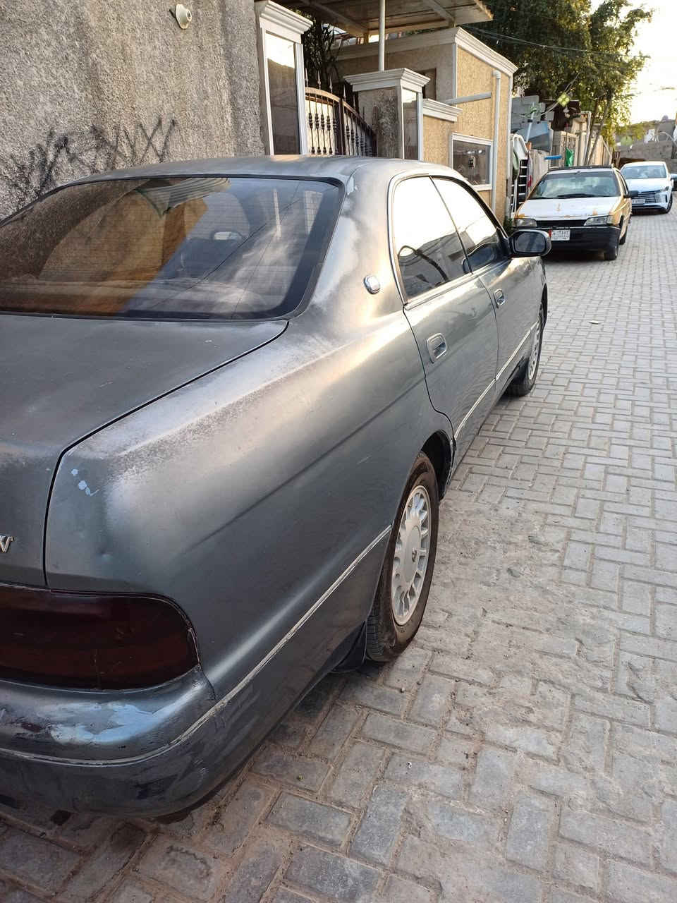 السلام عليكم بطه متصل للبيع موديل ٩٤ ابلاديه بدون صبغ مكفوله رقم انبار بسمي سنويه ٢٩ مكاني بغداد الشعب السعر ٥٥ السياره احله من الصوره *********** بي واتساب
