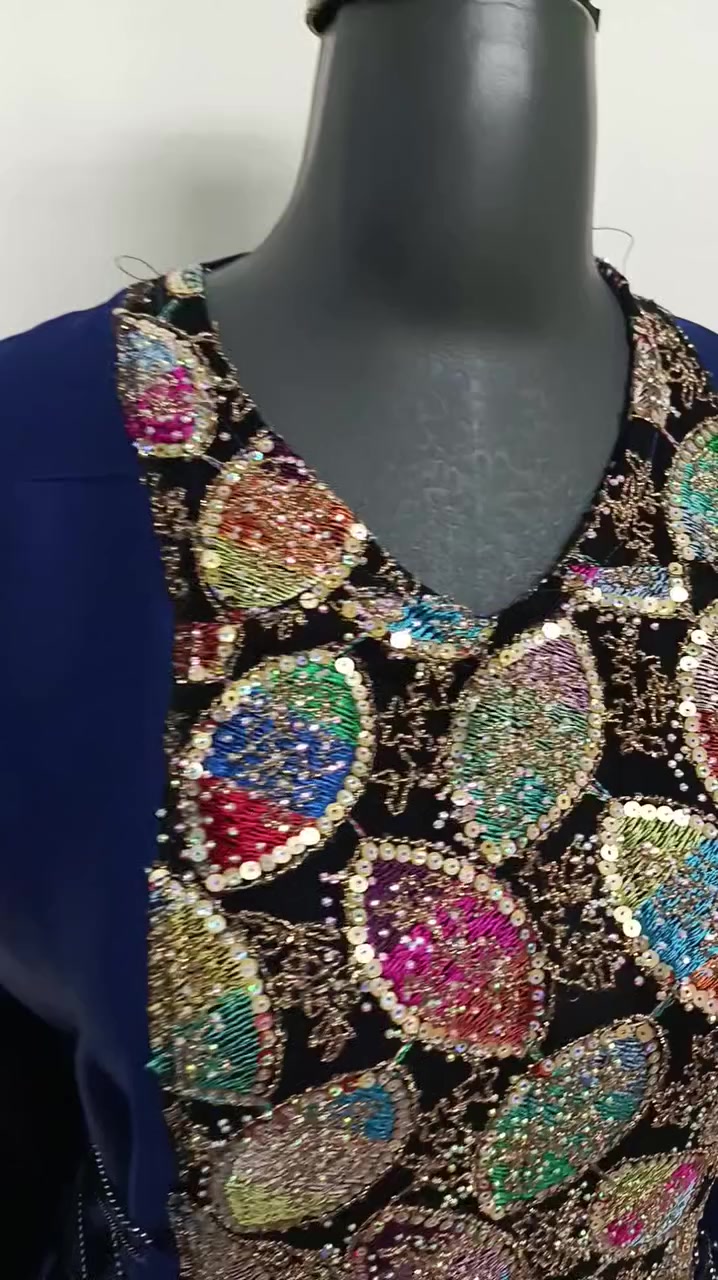 قياس من L XL XxL 
 توصيل بسمايه الف


**إذا كنت صاحب هذا الإعلان وتريد حذفه لأي سبب، رجاءا أرسل رسالة إلى الدعم الفني**