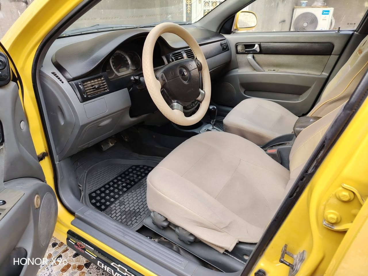 شفرليت اوبترا خليجي موديل ٢٠١٠ رقم بصره ألماني مشروع وطني تحويل مباشر  السياره مكفوله من الضربه والتبديل والفتح ومكفوله حتى من الصبغ  سياره على وضع الشركه كلها بلاد دوسها بلاد
مكينه وكير خير من الله شرط الفحص
تبريد عوزه فقط غاز
حداديه جديده +تخم تاير جديد
كهربائيات كلها شغاله
ترايها كلش حلو
مصفره هيئه وغرامات وخط وبحث
سنويتها نافذه بل ٢٤
برغي مامفتوح بيها
وبل عافيه عل تصير من نصيبه السعر ٥٩ وبيها مجال حكَ الجيه سعرها جداََ مناسب للإستفسار اتصل على الرقم ***********مكاني ناصريه حي الشموخ والسياره مثل الصوره واحلى
