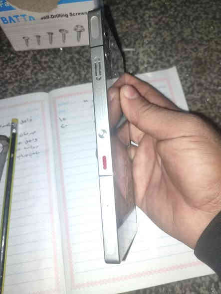 ريد ماجك 10برو ذاكره 512 مع شاحن 100واط كفر اصلي ولاسق شاشه للبيع بدون مراوس 800الف مكاني الدوره ***********
