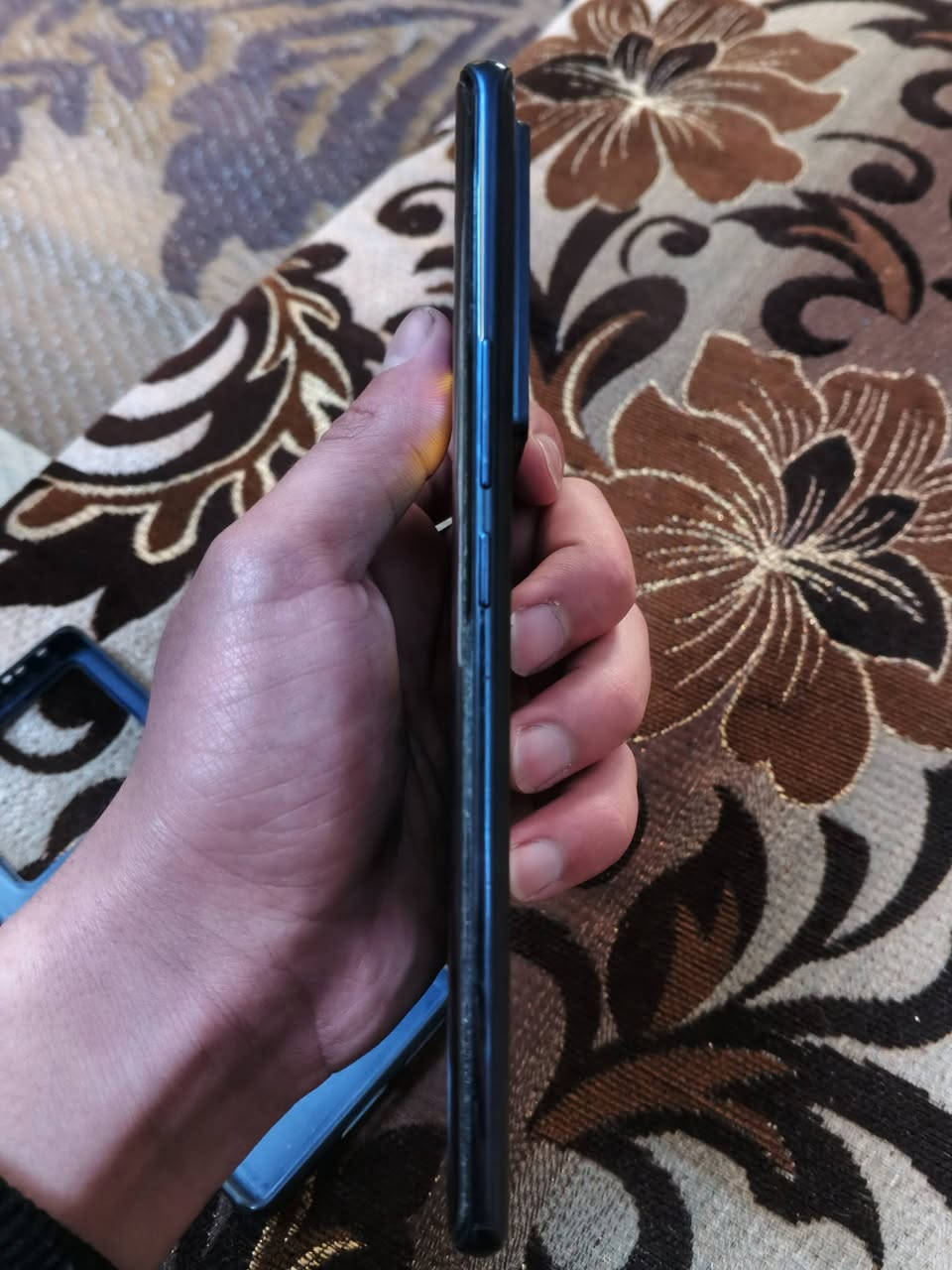 السلام عليكم
جهاز انفنكس نوت 40 برو 
الذاكرة 256
الرام 24
الجهاز كلشي مابيه نضيف 
بس بي خظش خفييف بل زاويه الجهاز 
السعر 270 وبيه مجال للطيبين 
للحجز والستفسار ‏‪***********‬‏
