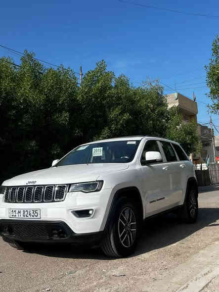 السلام عليكم 🌷🌷
للبيع جيب 2019 ❤️
خليجية وكالة ❤️
بأسمي بغداد الجديد هزة وسنوية كلة جديد🌷 
جاهزة بدووون اي نواقص 
مكينة وكير وصدر وتايرات وبطاريات  كلة جديد 
داخلها جديد لاشك ولا معيوب 
عندي بيها صبغ ربع من البنيد اثر دحجة 
من زمان من اخذناها قبل 4 سنوات تقريبا
غيرها مكفولة من 
فتح وشد وتبديل وايرباك وبارد..
🌷🌷🌷🌷
مواصفات حلوة بيها وموجودة بلصور 
ماشية 130 كم..
م/ ***********
مكاني الكرخ حي التراث
