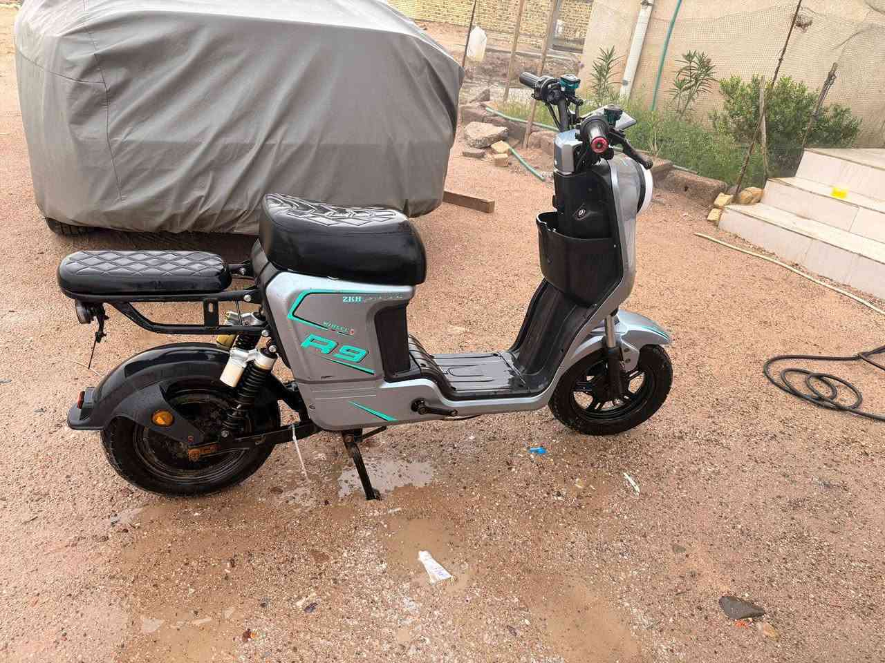 دراجه شحن r9 نظيفه وتوني مبدل الها خمس بطاريات اصليه صارن ب225 الف صارلهن شهرين بصره  ابو الخصيب محيله شارع سيد حامد *********** البصرة, العراق
