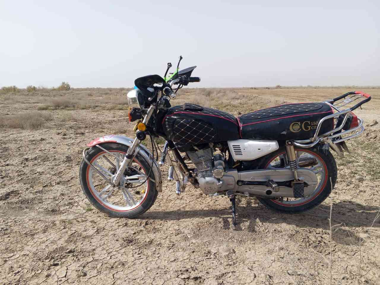 السلام عليكم دراجه للبيع موديل 20 سعر 425 بمجال دراجه كامله ما يحتاج لها اي شيء المكان ديالى خالص سراجق اتصال على هذا الرقم ***********
