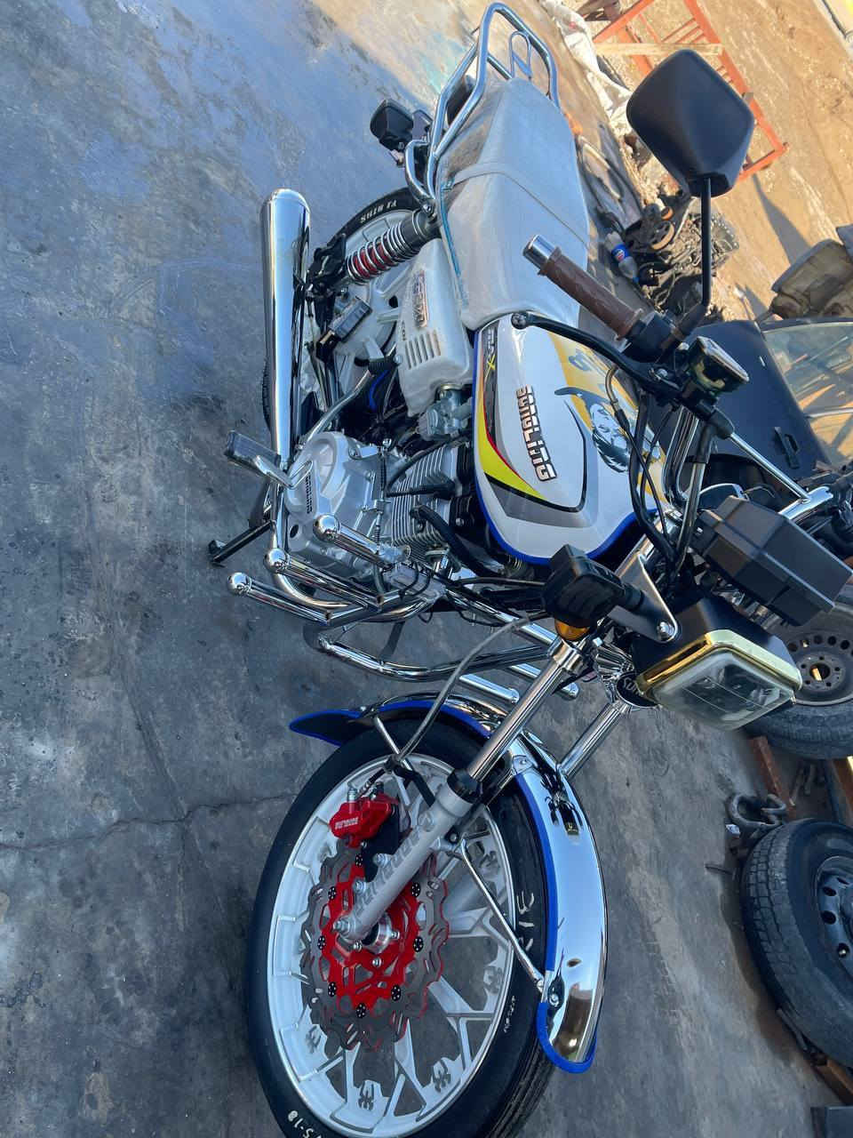 يا الله  سلام عليكم دراجه سولنك للبيع موديل 25 دراجه جديده مكينه خير من الله مكينه 200 اوراق بيه دشبول اكتروني كلشي شغال بيه مكاني تقاطع الساده رقمي ***********
