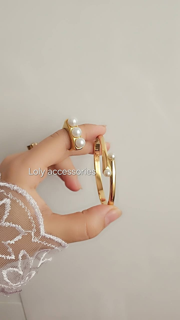 🤍 سوار + خاتم ستانلس ستيل
خامة عملية وما يتغير لونه ✨
مناسب للاستخدام اليومي
المتوفر كمية محدودة 🎀
توصيل لكل المحافظات 🚚
للطلب دايركت 📩
#لولي #اكسسوارات #ستانلس_ستيل #سوار #خاتم


**إذا كنت صاحب هذا الإعلان وتريد حذفه لأي سبب، رجاءا أرسل رسالة إلى الدعم الفني**