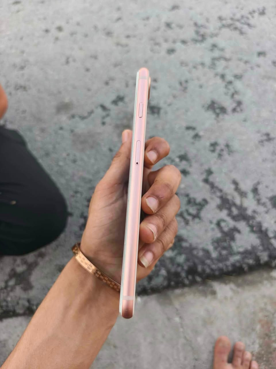 موبايل شرط مو مفتوح ايفون 8 بلص

الذاكره 256 مبدل بطاريه اصليه نظافه 100%

الموبايل الشرط ما ابي شيء وكل شيء شغال بيه بصمه وكل شيء 

السعر 170


**إذا كنت صاحب هذا الإعلان وتريد حذفه لأي سبب، رجاءا أرسل رسالة إلى الدعم الفني**
