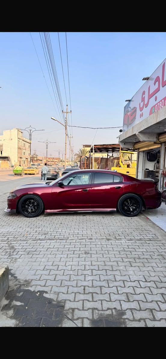 سلام عليكم جاجر 2020 اصل محرك6400 خوان جاملق امامي سياره جديده حيل 185سعرعنواني بصره تحويل ***********
