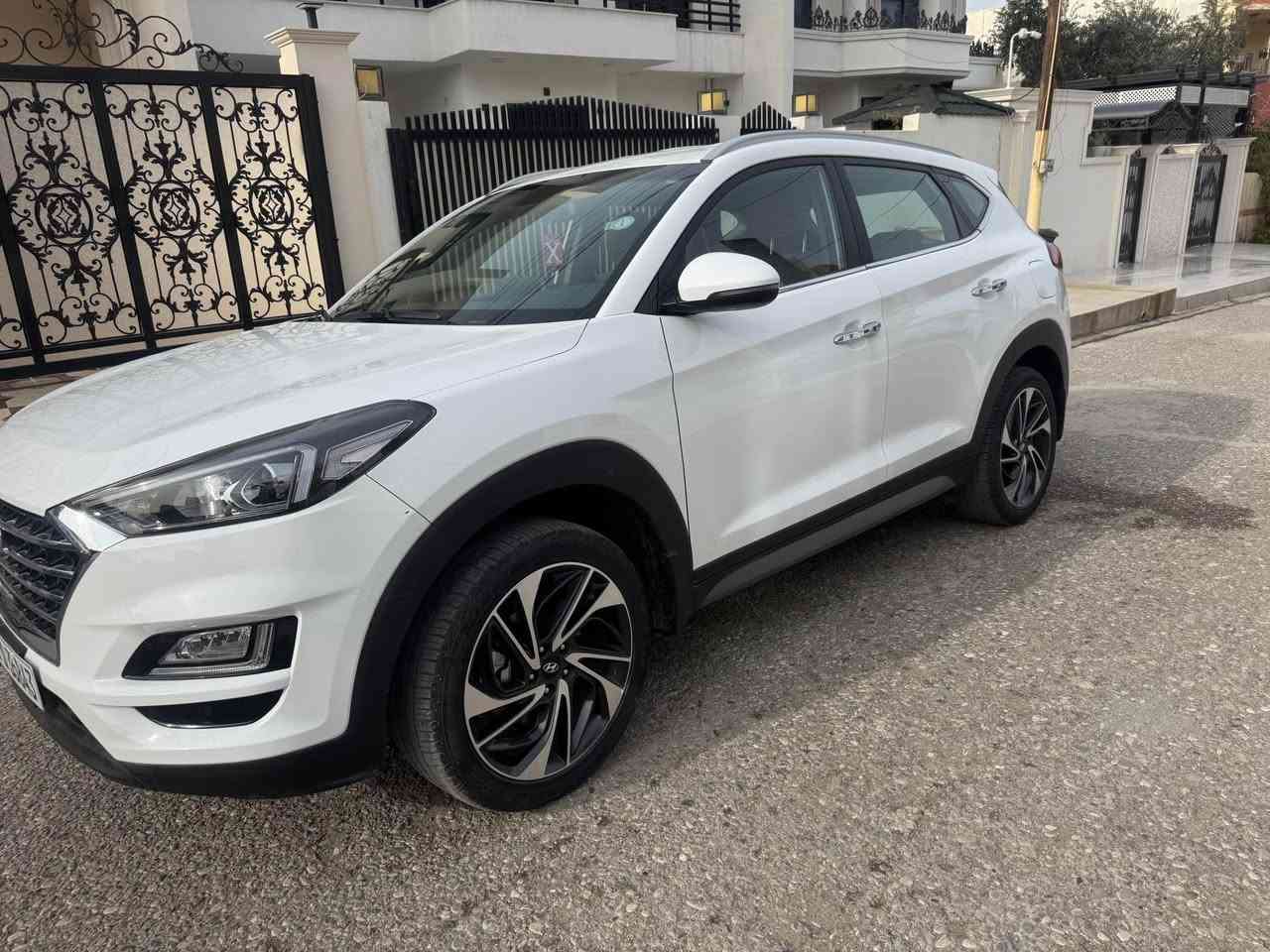 هونداي توكسون موديل 2021  سياره كلين ماشي 32الف  شغال بصمه. سياره بصمي مال بيت  عنوان كركوك. شوروا. ***********.  واتساب. كركوك, العراق
