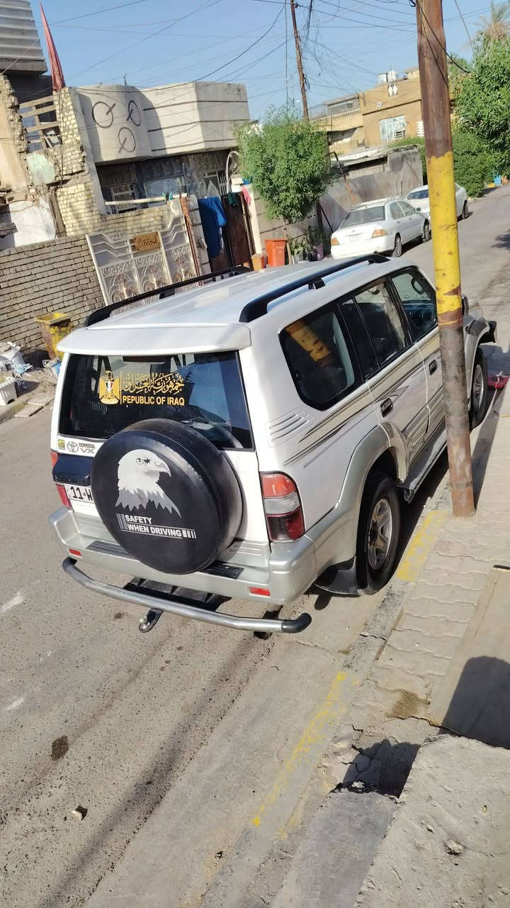 السلام عليكم لاندكروز برادو 1998 للبيع او المراوس  مكفوله سياره خير من الله رقم بغداد انگليزي مكينه كير خير من الله تبريد ثلاث قطع كهربائياتها وضع شركه
للاستفسار ***********
السعر 105وبيها مجال
