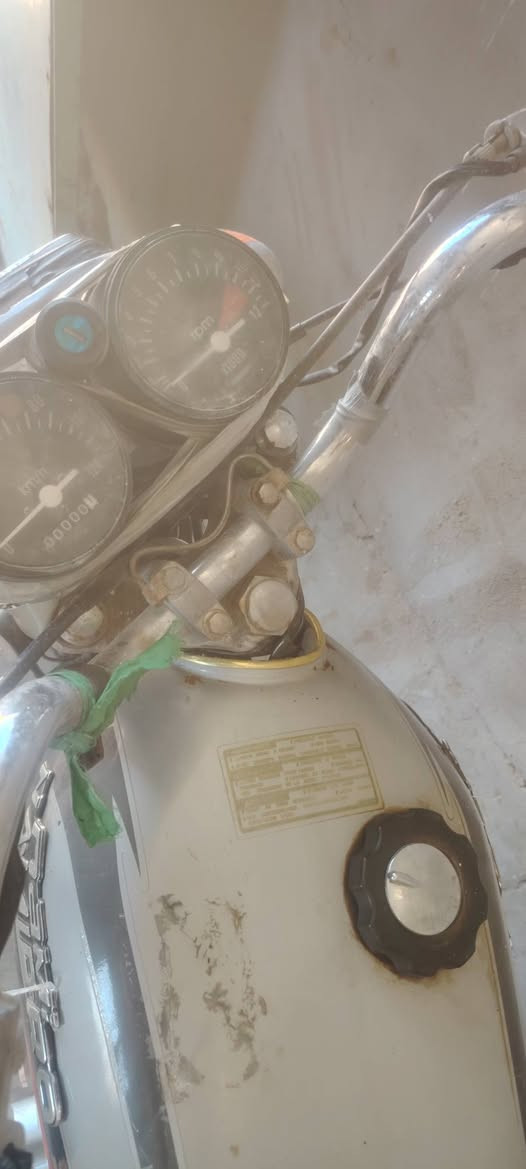 سلام عليكم  دراجه لبيع نامه برو غطاس موديل ٢٢وراق سكنر مكاني سماوه الملحه  تصال ***********
