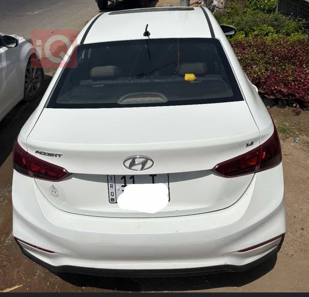 سلام عليكم للبيع
سياره اكسنت موديل 2019 خليجي فول موصفات
محرك 1600 مكفول 
كير مكفول 

رقم بغداد الجديد سونار داخل المنشور
العنوان بغداد المشتل 
السعر 123وبيه مجال 

الاستفسار على رقم ***********
