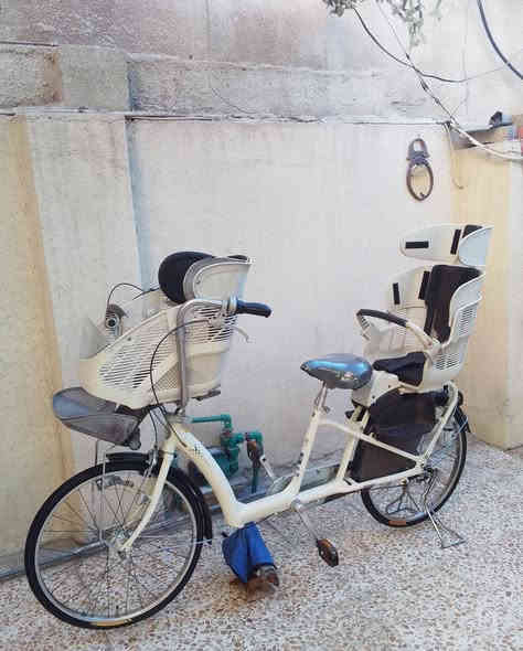 السلام عليكم بايسكل للبيع السعر خاص المكان بغداد الغزاليه شارع الضغط البيسكل نضافه٩٩٪ 
كامل مع الكرسي والحضانه 
البيسكل كير وحساس شغال 
البيسكل جديد مصارلي هواي من ماخذه البيسكل على ايدي صارله اسبوع ونص من جبته واريد ابيعه
اي تفسير هنا» ***********
