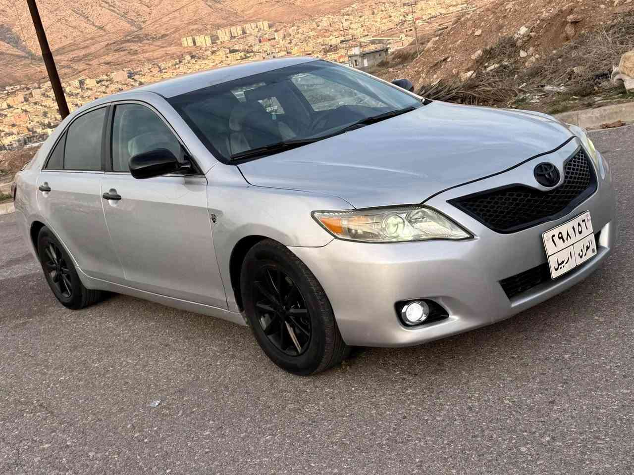 للبيع نقداً.. كامري ٢٠١١… محرك ٤ سلندر… كير اوتو… البنيد صبغ وباب السايق وهلال خلفي شرط بدون دواخل وبدون اي ضربة… السيارة جاهزة ومابيهه ولا نقص… المكان دهوك… السعر ١١٠ ومجال…. للاستفسار 
***********
*********** دهوك, العراق
