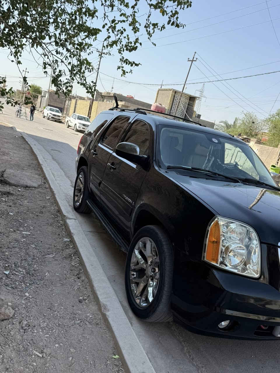 جمسي دنلي قصير للبيع فول السياره. دواخل اون لاين مقاعد منفصل وفول السياره. متوم سليمانيه طبق الأصل رقم انكليزي 
سياره جاهزه من كير محرك حداديه وتواير قبل سبوعين جديد الاستفسار *********** سعر 88
