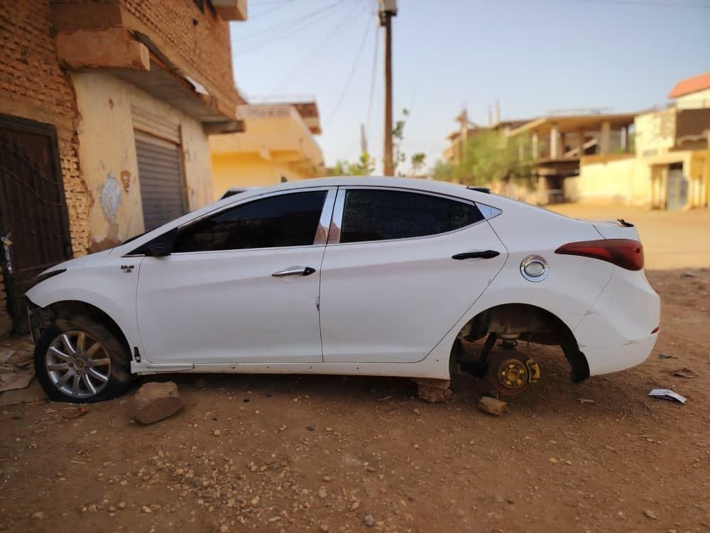 @إشارة 

" للبيع في الخرطوم شرق النيل "

النترا 2015
قير أوتوماتيك
دبل تكيف❄💨
قوائم فل الفل
عربية نظيفة

🛑 النواقص:
3 لساتك /لديترين/ ضفيرة مكنة
------------------------
السعر 35 تفاوض للزبون الجادي
عمولة 500 من المشتري
------------------------

للتواصل:0904883335
0926935103


**إذا كنت صاحب هذا الإعلان وتريد حذفه لأي سبب، رجاءا أرسل رسالة إلى الدعم الفني**