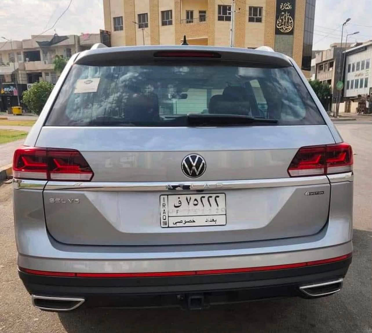 فولكس واكن اطلس كروس 7 راكب
2023 ماشيه 36 الف
فول مواصفات SEL
مكينه 6سلندر 3600
بانوراما 
رادار امامي خلفي
رادارات بالمري الجانبيه 
ويل 20 كروم
داخل جلد جوزي بلادي 
كشن منفصل
بردات بالابواب بلادي
شاشه كبيره لمس
كيجات دجتل شاشه
فور ويل

اربع وضعيات قياده
تبريد قطعتين مركزي
لايتات زنون عالي ناصي
بلادي ديناميكي متحرك
مع الستيرن مع لدات امامي خلفي
دخول ذكي اربع بصمات بالابواب 
شاحن وايرليس
وبعد هواي مواصفات
حادث السيارة جاملغ وباب وربع بنيد بدون دواخل

السياره عليهه رقم بغداد مميز
السعر 235 وبيها مجال
مكان السيارة بغداد حي القاهرة 
***********
