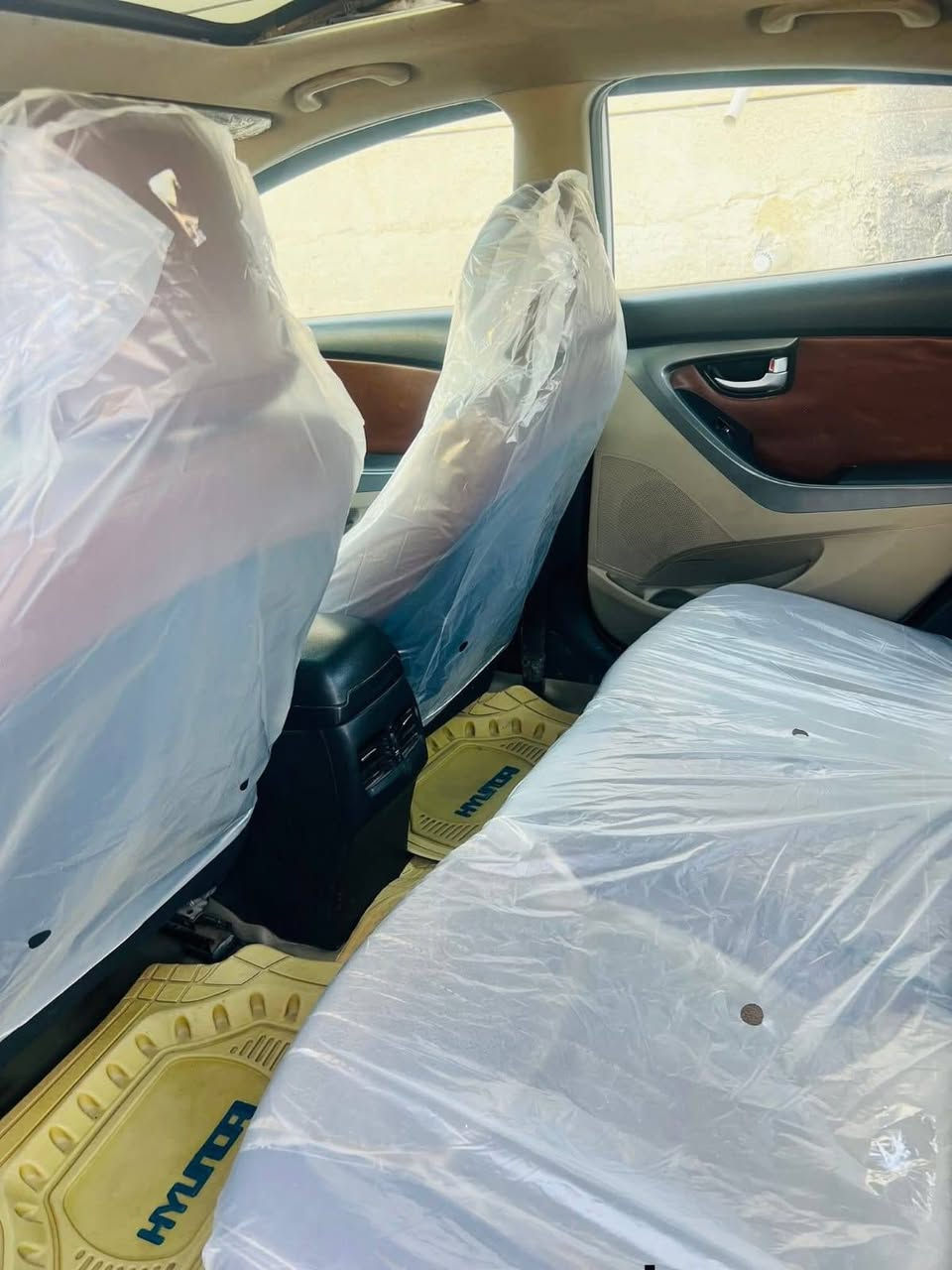 السلام عليكم النترا 2015 خليجي بيه قطعه وحده فقط كير محرك حداديه تخم تاير شرط كفاله السيارة جاهزه سنويه 27 المكان بابل مشروع لمسيب السعر 120 الشراي فقط يتصل ***********
