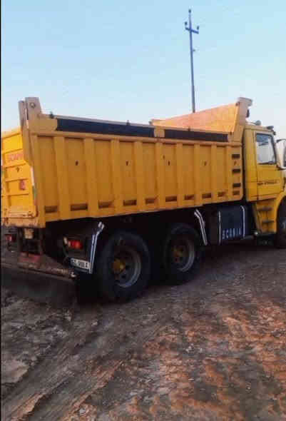 سلام عليكم سكانيه 112 للبيع سياره مكفوله كفاله عامه رقم نينوى الماني سياره حلوه ونضيفه السعر 160 وبيها مجال قليل المكان ناصريه الرفاعي علا طريق سيد للستفسار اتصل علا ***********
