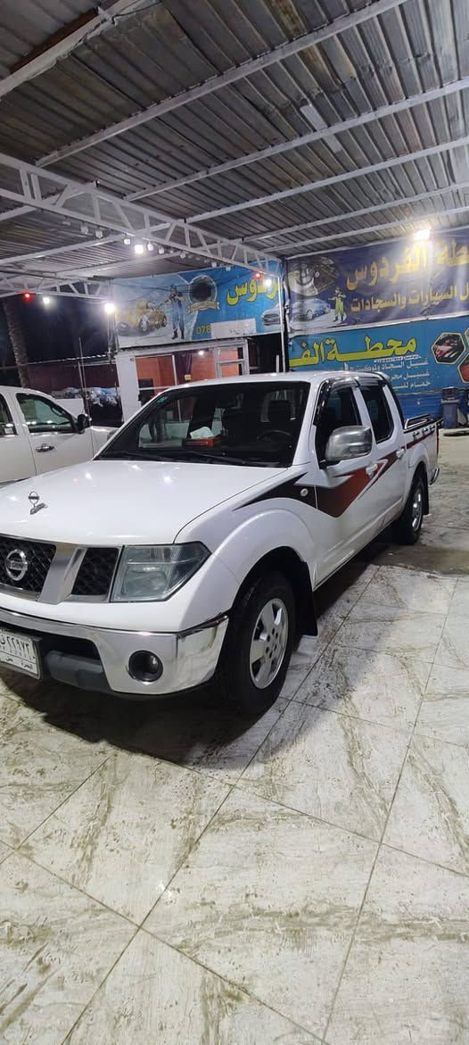 نيفارا للبيع 2012
سياره مفتوحة بيه منظومه غاز
مكفولة بيه بارد باب الخلفي 
سيارة جاهزه 
رقم جديد السنوية تنتهي 29
السعر 90بيه مجال كلش قليل
للاستفسار
*********** البصرة, العراق
