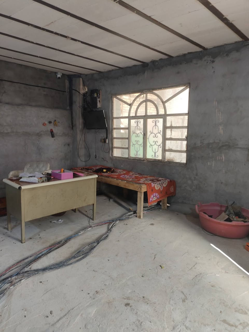 السلام عليكم موقع للبيع الرضاويه يحتوي على مولدات اثنين سكانيا بومه 124 حجم 400 كهربائي راس توليد 1 400 لورس سمر 1 500 كيف يحتوي على خزين غاز 11,000 زائد ثلاث حاويات على الف هذا الموقع 250 متر الموقع 250 م يحتوي على ثلاث كائنات مسجله  ***********
