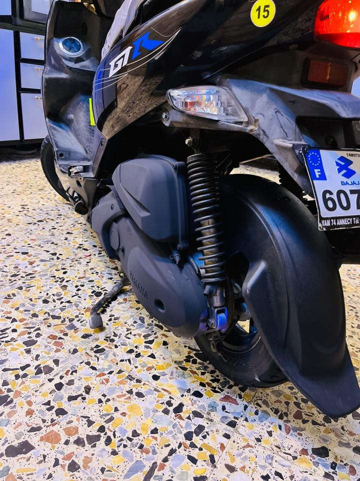 سلام عليكم 
دراجه جي تي ار مال رمبه ما متعوبه الدراجه الدراجه مال بيت فولل نضافه تجي وتشوف بعينك مكفوله الدراجه من الرمبه اليه اي نقص مابيها للبيع السعر 950وبيها مجال حك الجيه 
رقم: ***********
مكان بغداد البلديات شارع المصرف
