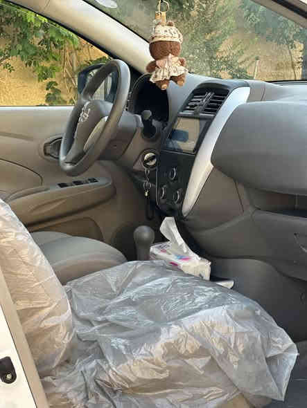 السلام عليكم نيسان صني  ماشي 23 موديل 2024 فقط تبديل جاملغ الايمن بدون دواخل باقي السيارة كلها مكفول السعر 123 

الاستفسار ***********
