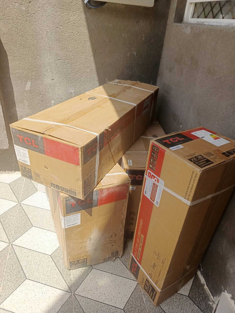 جانب من اعمال اليوم 

١- تنصيب سبلت جداري طن ونصف غاز ٤١٠ نوع ميديا في اللبنانيات

٢- تنصيب سبالت عدد ٢ نوع Tcl غاز ٤١٠ نضام بوكس دفن 
في حي العطاء 

٣- تنصيب سبلت جداري 2 طن غاز ٤١٠ نوع وادي في الحصوه 

٤- تنصيب سبلت جداري طن ونصف غاز ٤١٠ نضام بوري دفن نوع اوكيا في حي العسكريين 

ورشه سيف حكيم لصيانه وتنصيب وأدامة كافه اجهزة التبريد 
***********
***********
