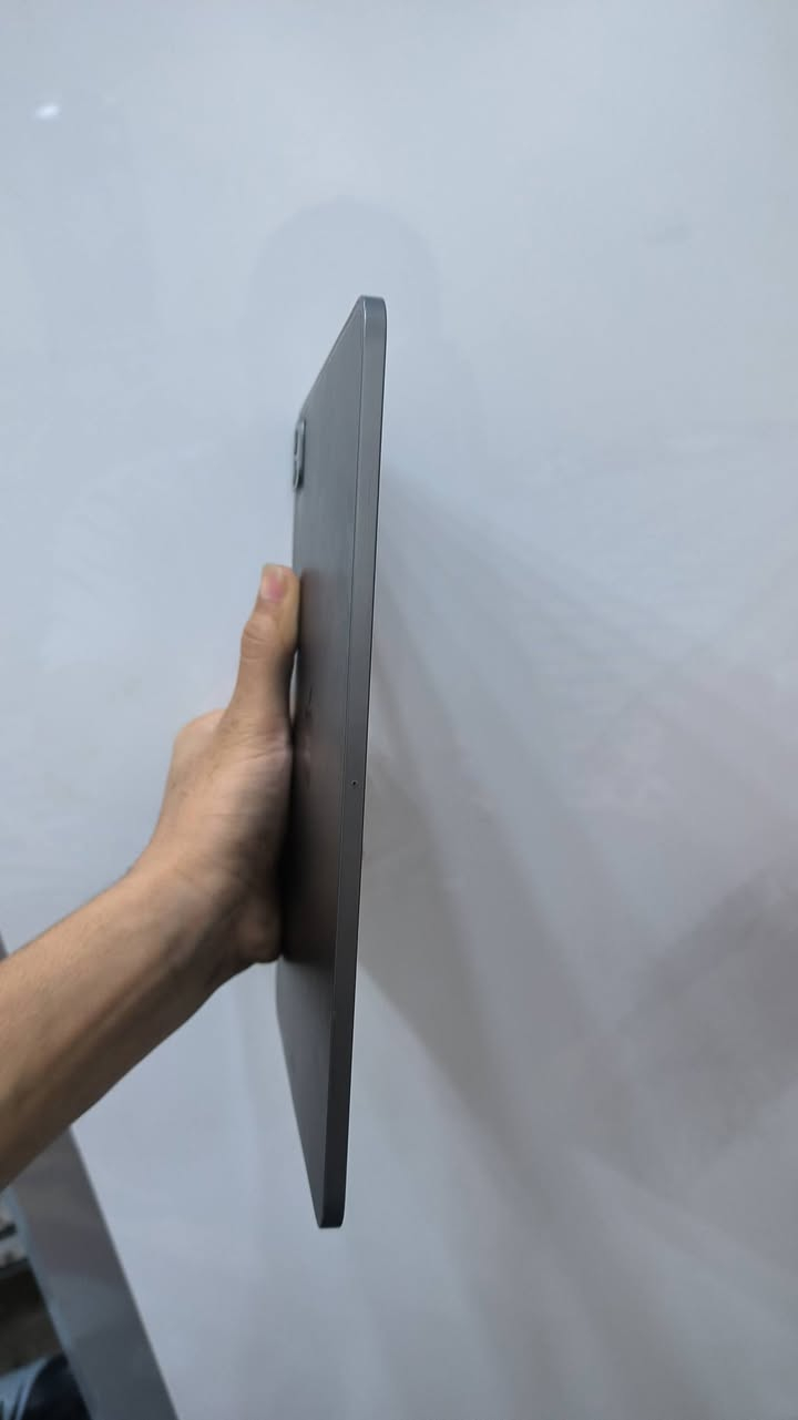 ايباد 11 برو معالج m1 ذكره 128
مراوس  13  برو ماكس


**إذا كنت صاحب هذا الإعلان وتريد حذفه لأي سبب، رجاءا أرسل رسالة إلى الدعم الفني**