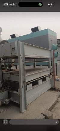 مكبس ابواب تركي نضيف حيل  مكانه اربيل   220*110  07718540508