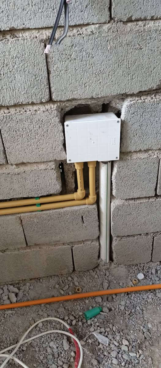 مراحل #العمل الصحيات 
اكمال #تاسيس #منزل
وحسب الطلب 

#تأسيس #الصحيات #الحديثة

معن العزاوي  للتأسيسات العامة

***********
