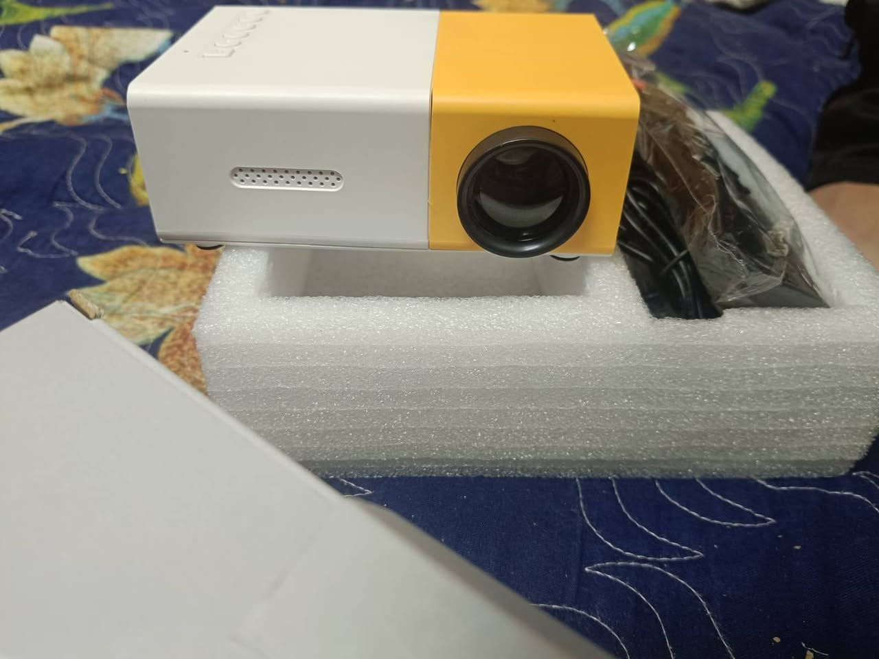 بروجكتر جديد بلباكيت 
سعره 15الف دينار


**إذا كنت صاحب هذا الإعلان وتريد حذفه لأي سبب، رجاءا أرسل رسالة إلى الدعم الفني**