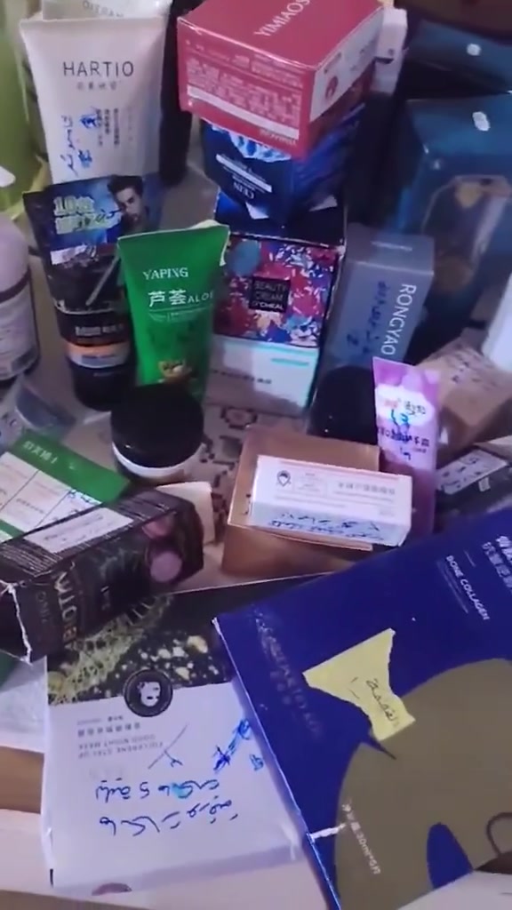 عنايه استيراد خاص باركود ملهن اصليات كوريات وتاريخ بعيد ٤٥ قطعه عدى النواعم ب ٧٥ الف  يجيبن ربح ع تسعيرتي ١٣٠  وتسعيرتي اغله شي ٥


**إذا كنت صاحب هذا الإعلان وتريد حذفه لأي سبب، رجاءا أرسل رسالة إلى الدعم الفني**