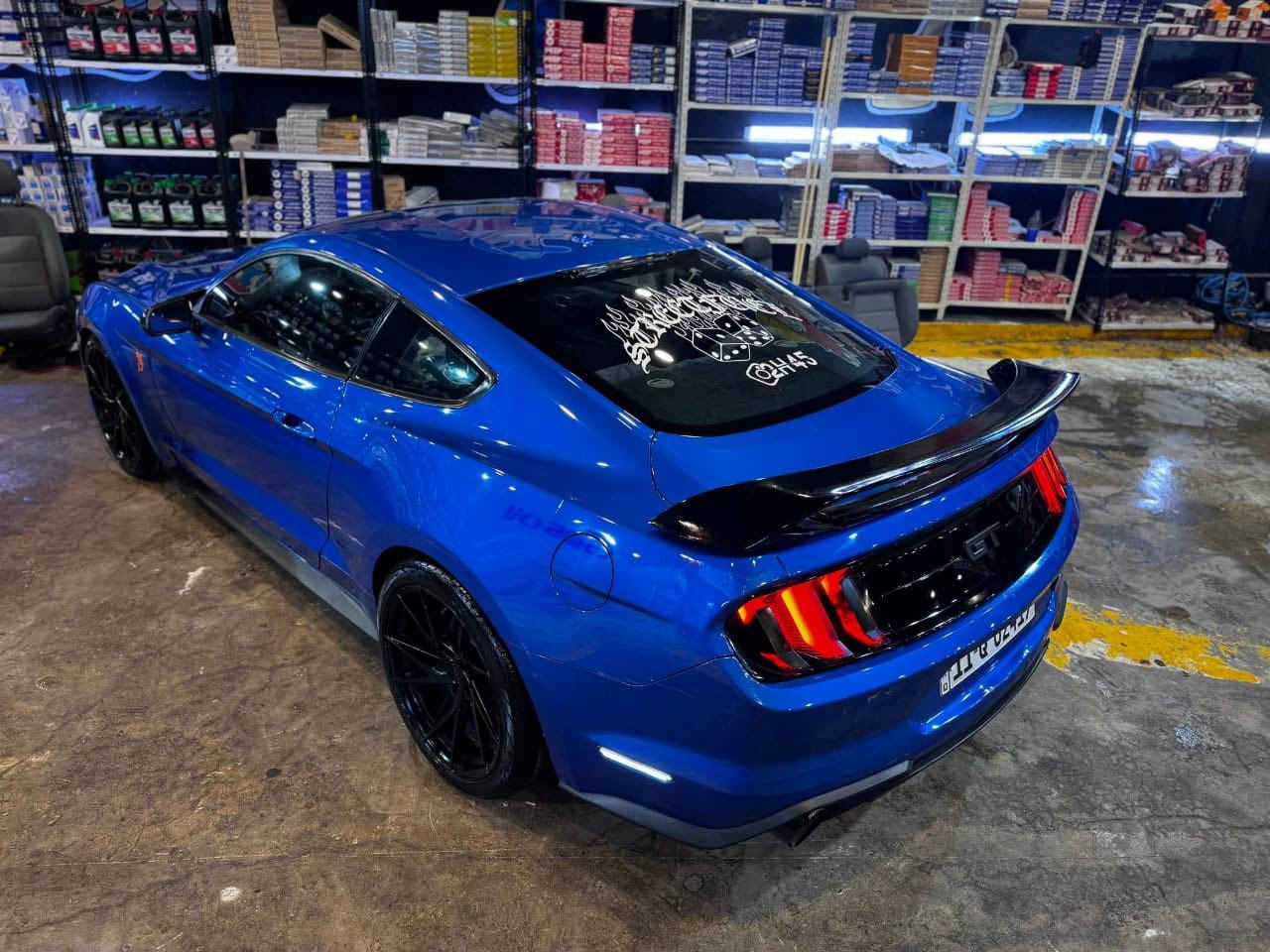 موديل / 2020
عداد / 40 الف كم 

وارد امريكي ضرر ( بنيد ) مبدل ومصبوغ وبيها بارد خفيف جاملغات 
صدر امامي جديد 
ادامه كامله 
عليها اضافات وبرمجه ( كراج كاربون ) 
جارج بايب 
داون بايب 
واي بايب 
دبات روش 
بجم اوركل متغير 
شاشه اندرويد وامبلي فاير ( الاصليه موجوده ) 
ويل فيرتيني اصلي ( 3 قطع بالعراق ) 
دركه كاربون فايبرد فورجد 
شوته اصليه ماركة COPP
انتر كولر ( براد تيربو ) اصلي ماركة COPP 
كفرات فجوج
مكاني اليرموك
***********
