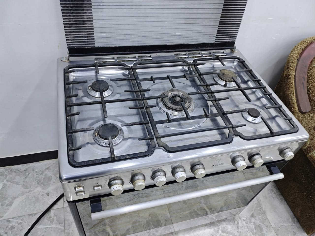 طباخ تركي 5 عيون نضيف هوه والفرن المكان الاسكان الصناعي شراي خاص


**إذا كنت صاحب هذا الإعلان وتريد حذفه لأي سبب، رجاءا أرسل رسالة إلى الدعم الفني**