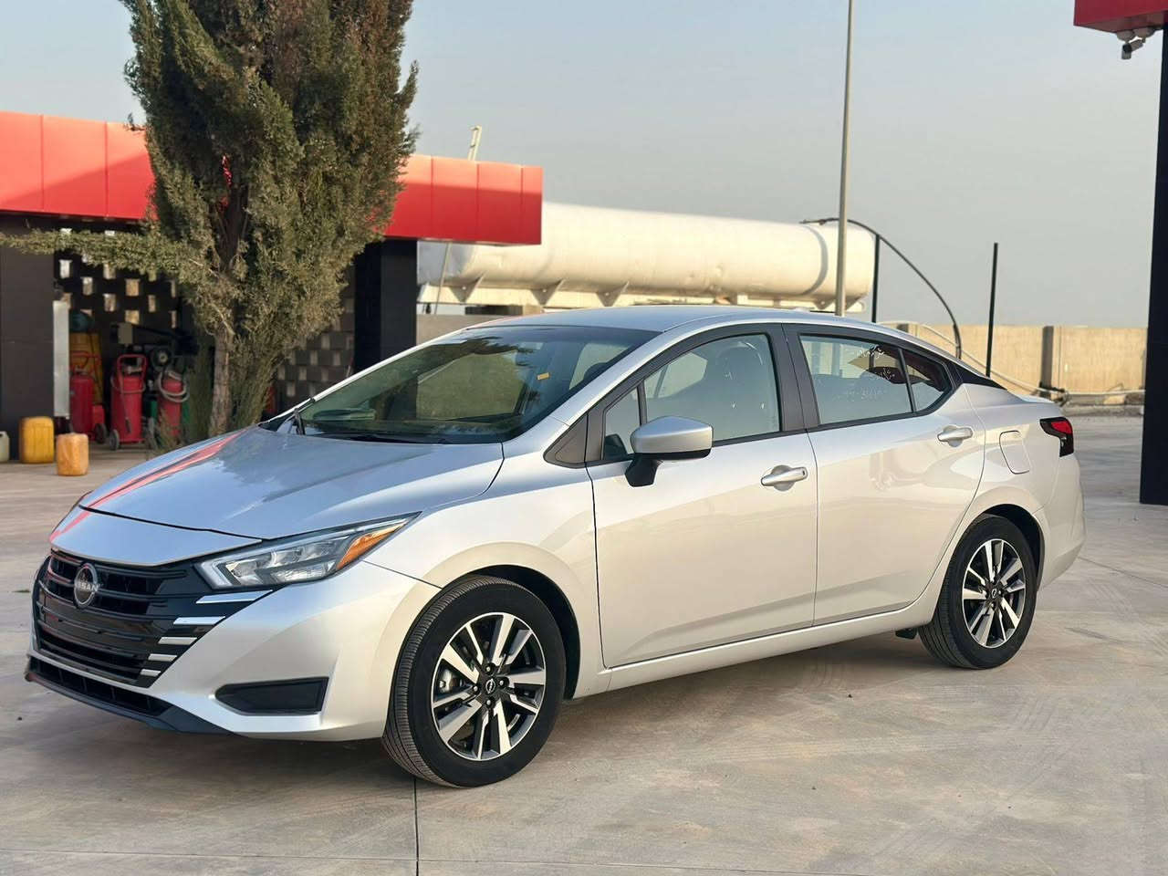 نیسان فێرسا 2025 SV 
نرخی تەنها 110 گەڵا 
*********** vaibar watsap 
موسەفات تۆماتیک بەسمەو راداری پێش دواوە تەنیشتەکانی 
بۆنیت و جەمەلەخ بۆیاخ 
25 هەزار رۆیشتوە کەنەدیە رەقەم شانسی نادا 
کاتی نەشکاوە سێ مانگی لەگەڵە 
نرخی تەنها 110 گەڵا 
*********** رانية, السليمانية
