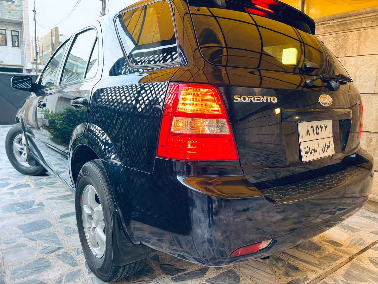 سلام عليكم
سورنتو موديل 2009
لون حبري مميز
استخدام شخصي نظيفه جدا
بيه طخه بالجاملغ وحافه الباب تصبغت نفسه
والبنيد صار بي جراد بخيته فقط
مكفوله الباقي
ماشيه ١٣٠ 
مكينه و كير مكفولات
صدر كله جديد
دهن فلاتر كله جديد 
هزه وسنويه جديد
كل نقص ما بيه تخم تاير تبريد
5ويل كب
شاشه كامره
السعرالمطلوب ٨٧
الكراده ساحه عقبه
*********** بغداد, العراق
