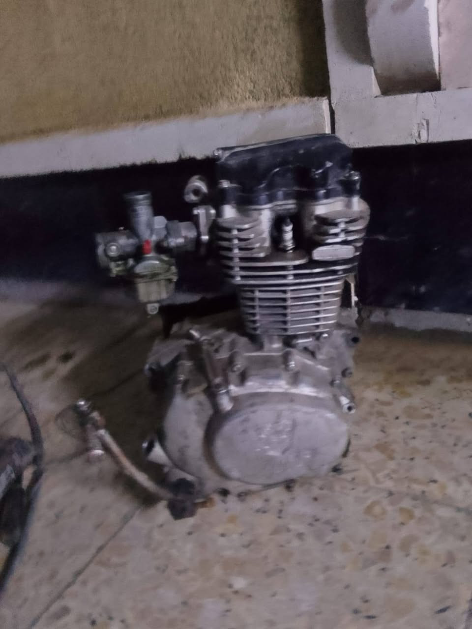 سلام عليكم غراض ايراني للبيع ويل سيم كامل 25ويل كب خلفي كامل 30 صالنصه جعره 15 مكينه تايكر بيهه تبخير ب40 شاصي السعر 50مكاني بغداد الشعب ***********
